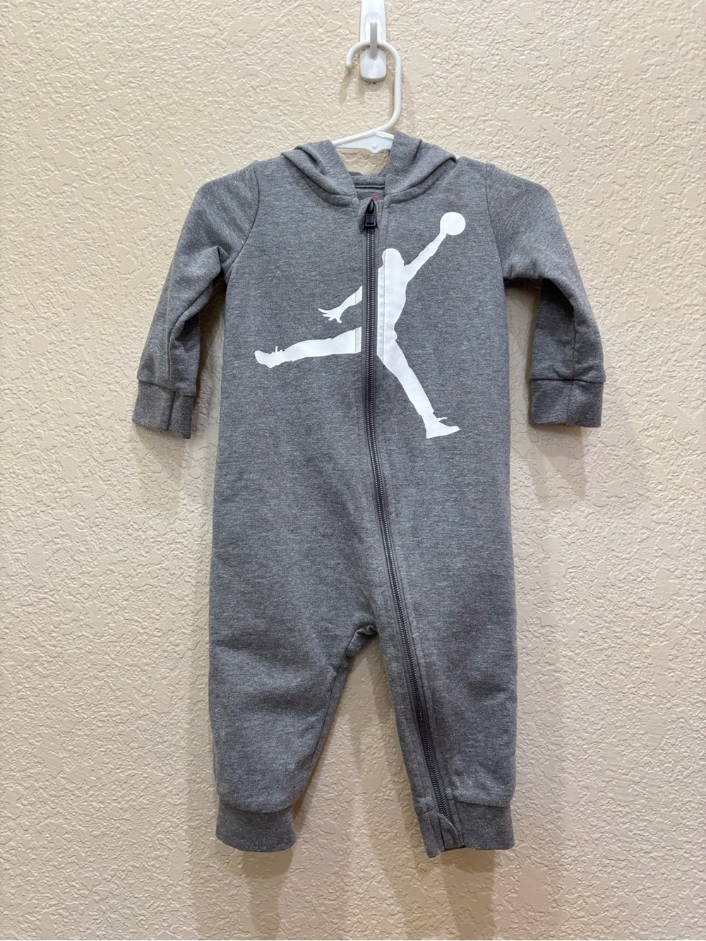 JORDAN Baby Full Zip Coverall Size 9M Gray Sporty Hooded